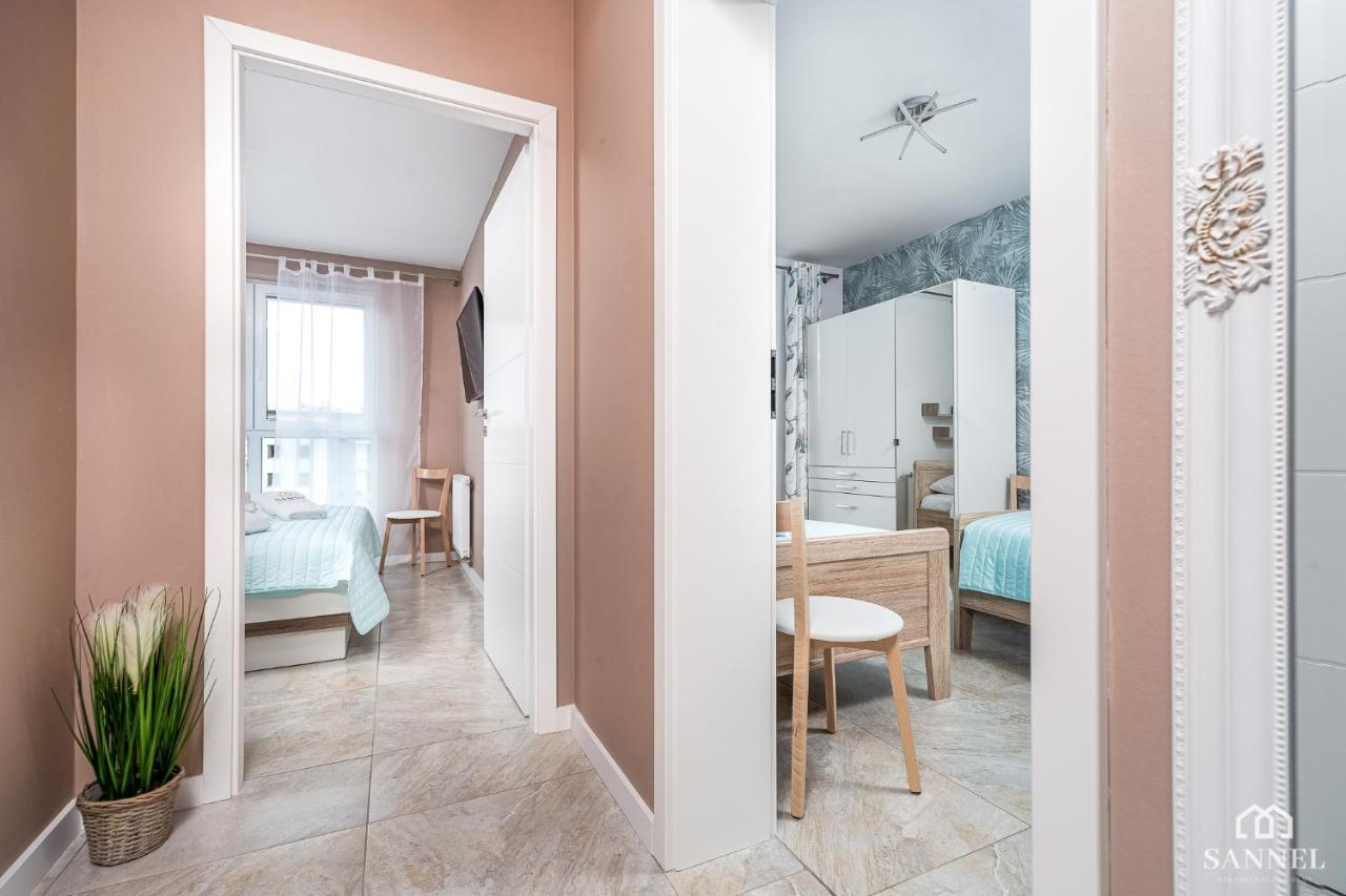 Apartament Lazure Przy Lesie-Sloneczne Tarasy Dziwnowek-Sannel Apartments For Rent Luaran gambar