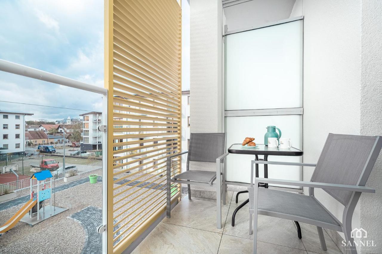 Apartament Lazure Przy Lesie-Sloneczne Tarasy Dziwnowek-Sannel Apartments For Rent Luaran gambar